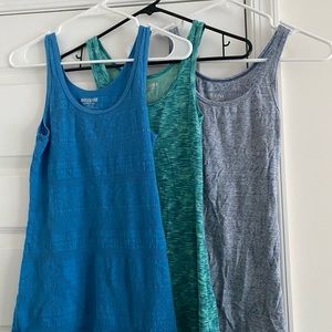 3 Assorted Women’s Tank Tops